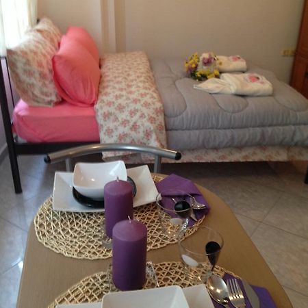 דירות סלוניקי Studio Floral מראה חיצוני תמונה
